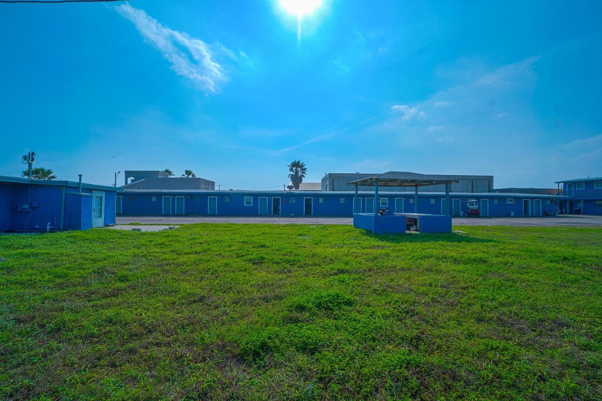 Monterrey Motel Padre Island, Corpus Christi By Oyo Zewnętrze zdjęcie