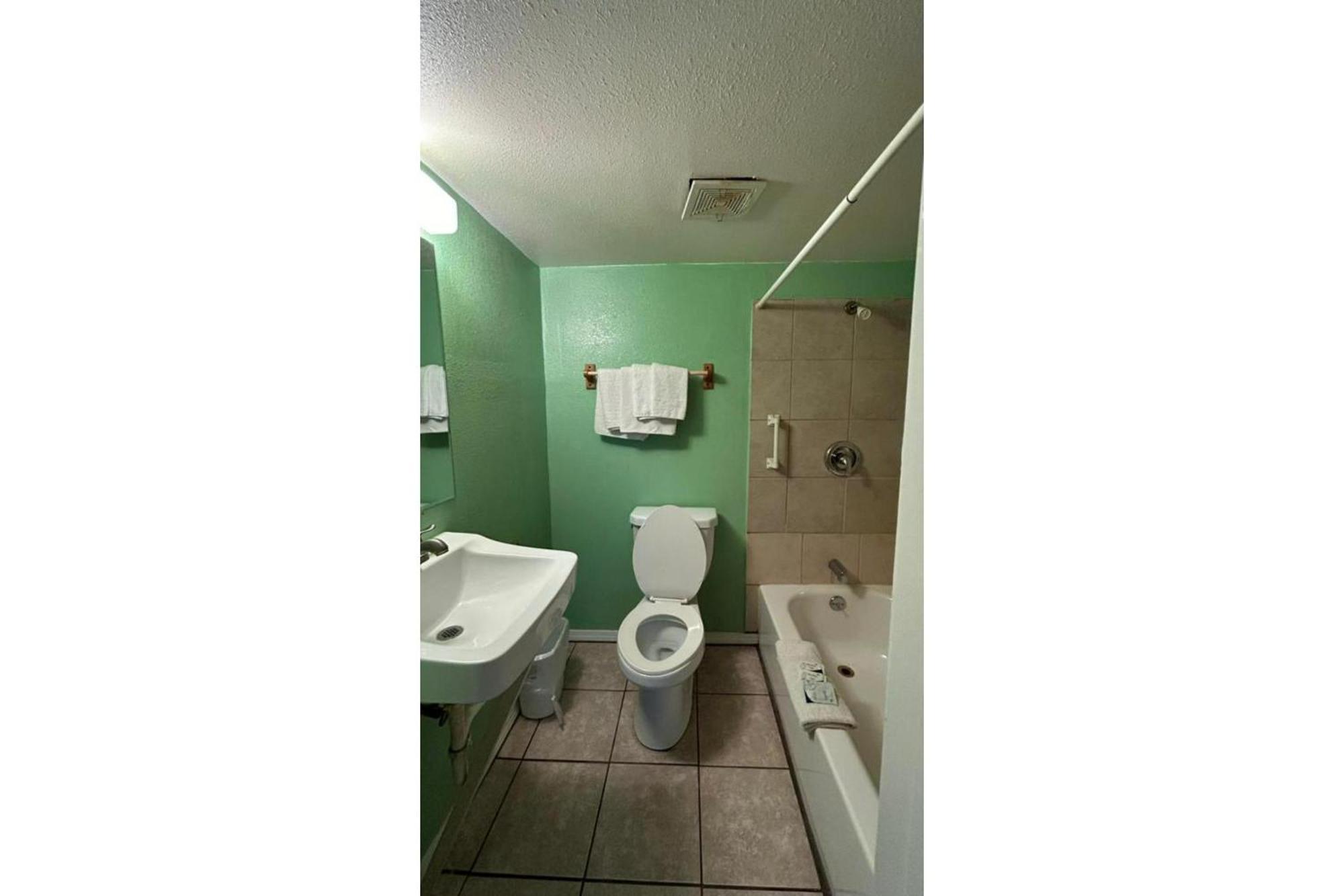 Monterrey Motel Padre Island, Corpus Christi By Oyo Zewnętrze zdjęcie